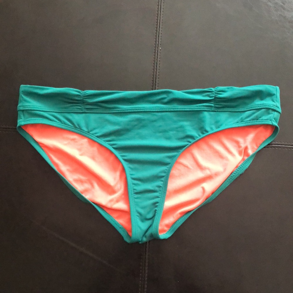 Athleta Green Ruched Waistband Bikini Bottoms size Large